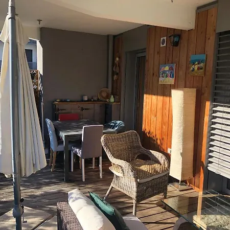 T2 78 M2 Le Saint Elois 1 Terrasse Et Garage アパート *