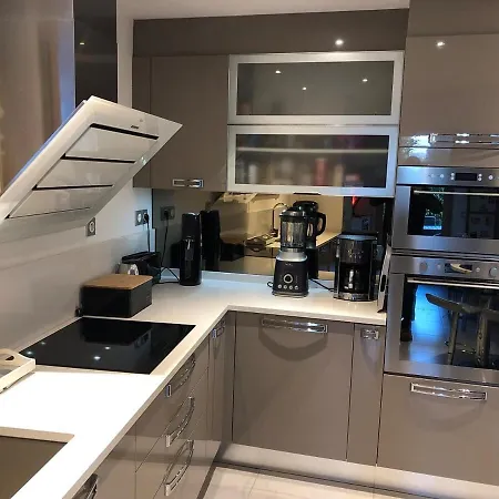 アパート T2 78 M2 Le Saint Elois 1 Terrasse Et Garage エクスレバン